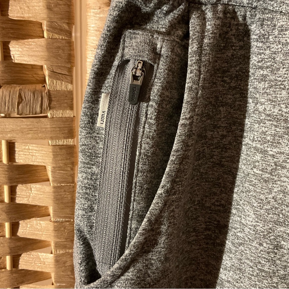 Vuori Men’s Ponto 7in Short - Picture 4 of 9